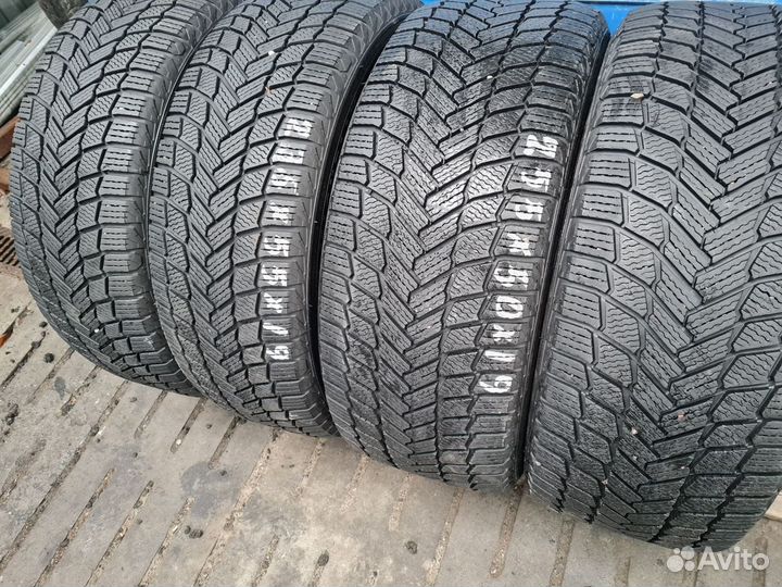 Michelin X-Ice Snow SUV 235/55 R19 и 255/50 R19 107H