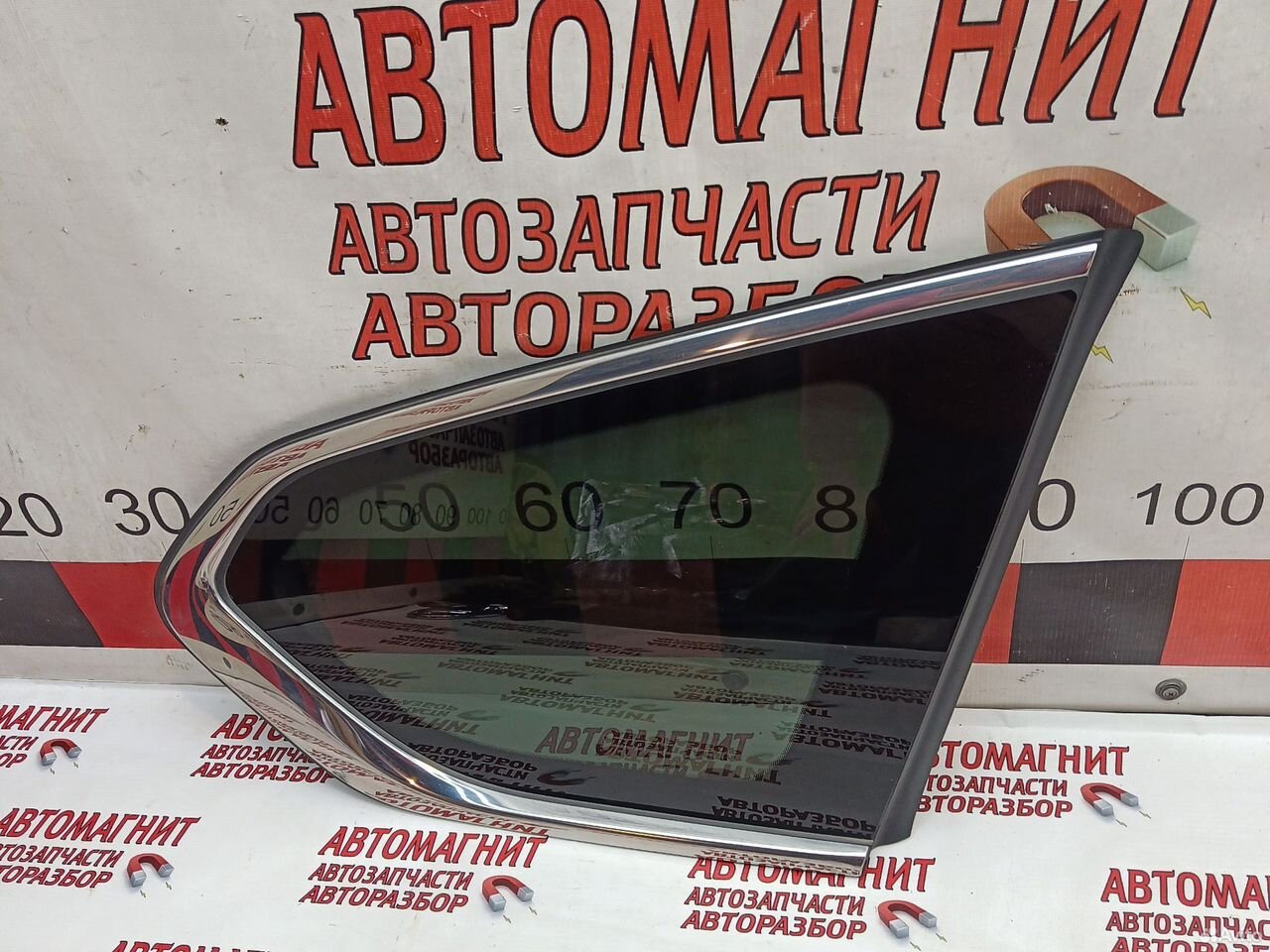 Форточка задняя правая Hyundai Santa Fe 4 TM