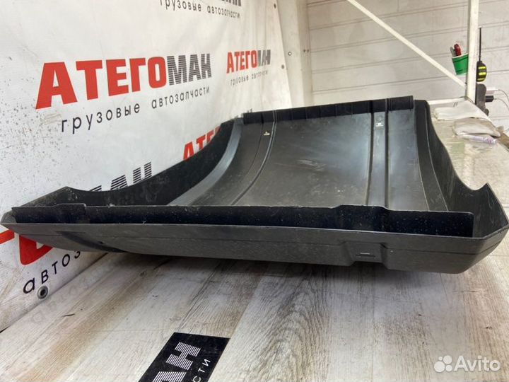 Крыло заднее Mercedes-Benz Mp4