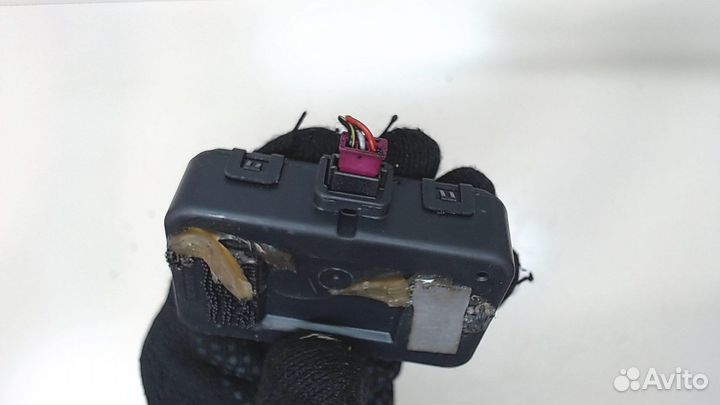 Блок управления антенной Land Rover Range Rover Ev