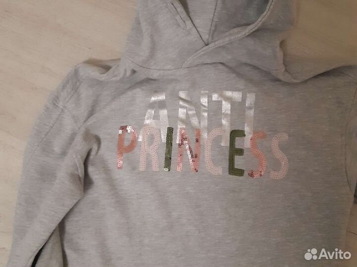 Вещи на девочку 7-9 лет