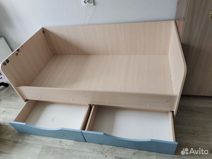 Детская кровать с матрасом бу