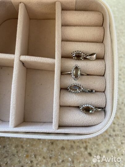 Комплект с султанитом