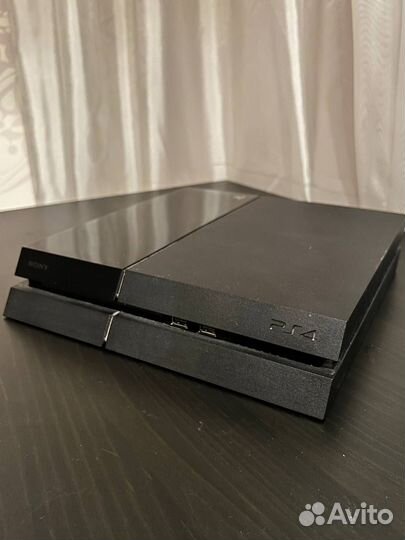 Игровая приставка ps4 с играми