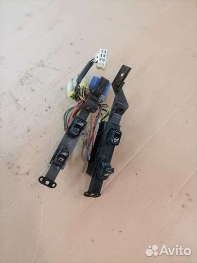 Кнопка стеклоподьемника nissan primera P10