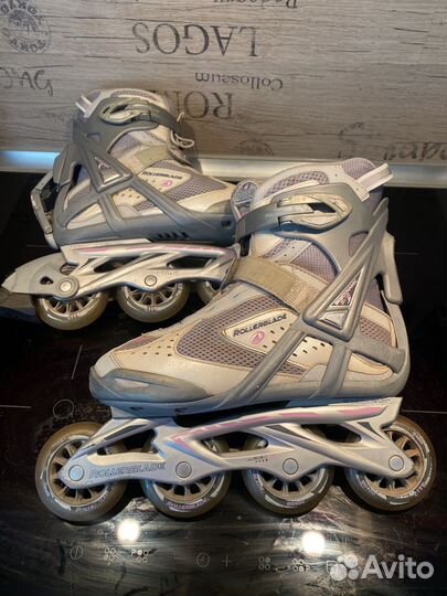 Роликовые коньки