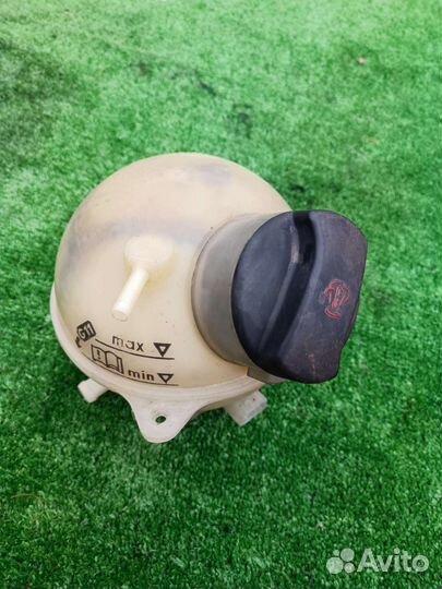 Расширительный бачок Volkswagen Sharan