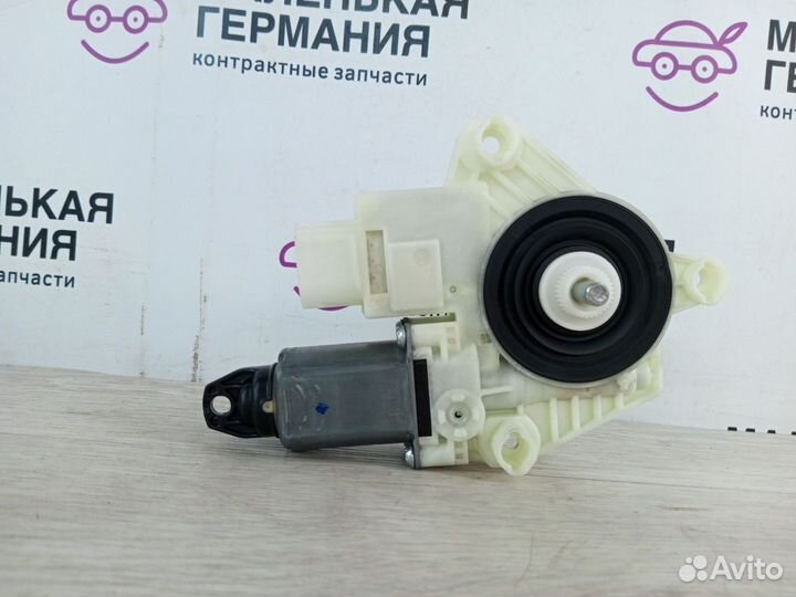 Моторчик стеклоподъемника задний левый BMW 7