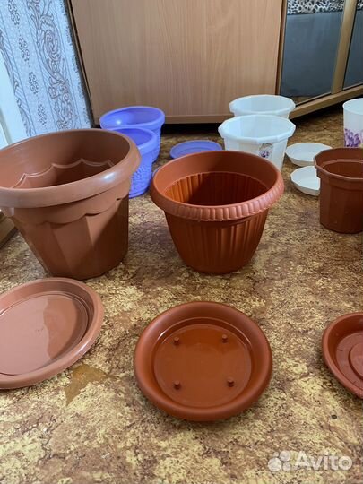 Горшки цветочные 13 штук
