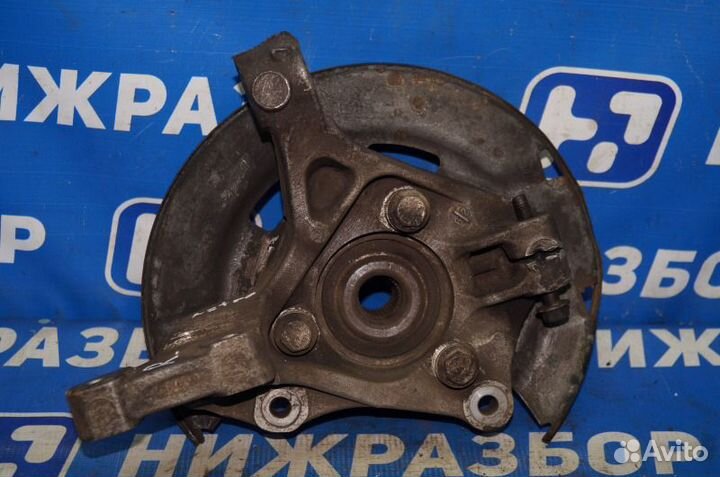 Кулак поворотный передний правый Opel Astra J 1.6