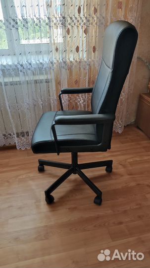 Компьютерное кресло Икеа Миллбергет (Новое)
