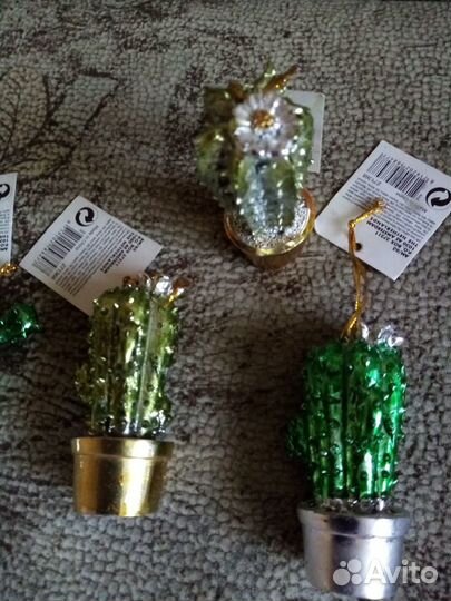 Кактусы- статуэтки сувенирные