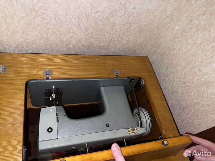 Швейная машина
