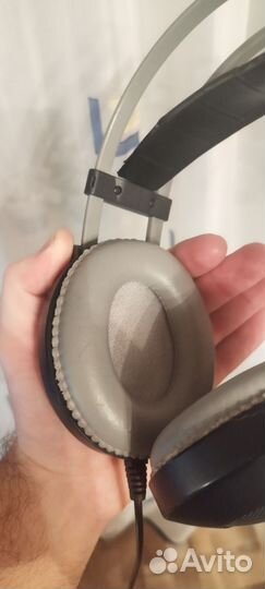 Проводные наушники AKG k77