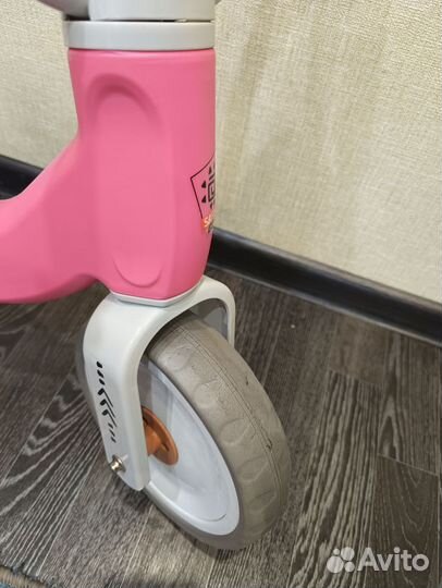 Беговел трехколесный