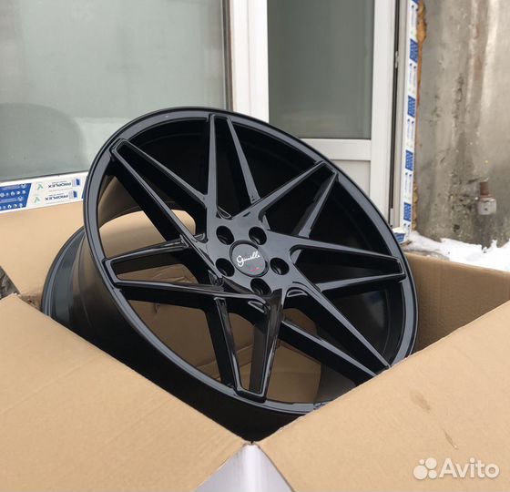 Диски Gianelle Parma R22 на Genesis GV80 GV70