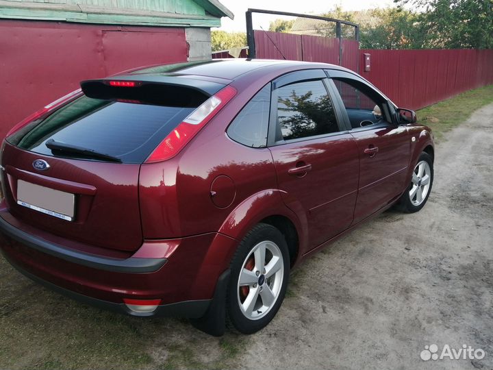 Ford Focus 1.6 МТ, 2006, 245 720 км