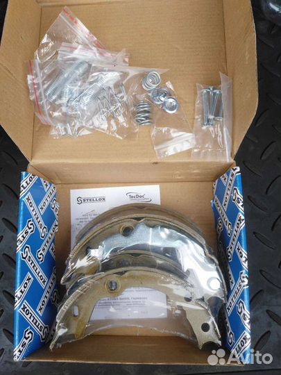 Колодки тормозные задние