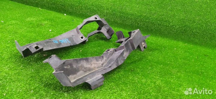 Крепление фары переднее Land Rover Range Rover