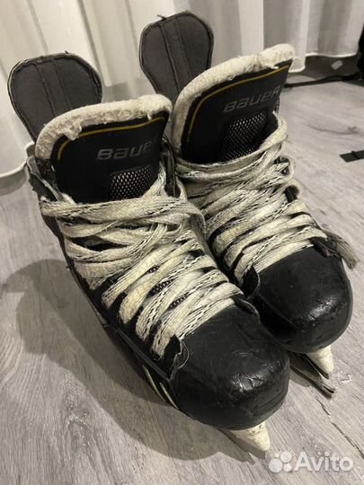 Хоккейные коньки bauer