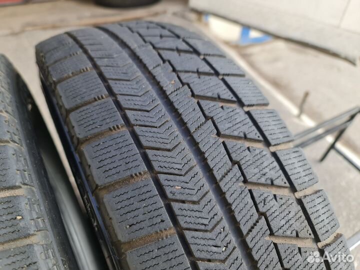 Bridgestone Blizzak VRX 195/70 R15