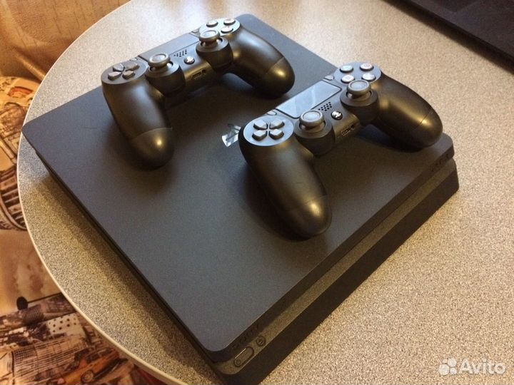 Sony PS4 slim 2 джойстика Gta 5