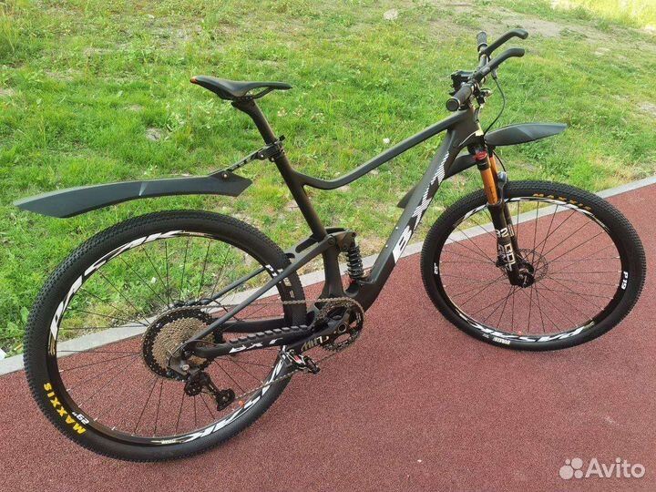 Новый Карбоновый велосипед