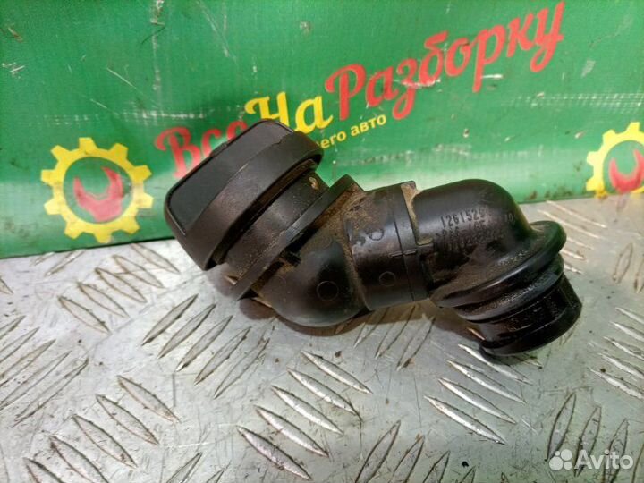 Маслозаливная горловина Cadillac Cts 2 купе 3.6