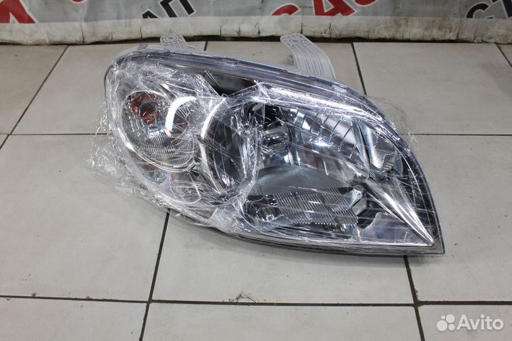 Фара правая Chevrolet Aveo t250 седан