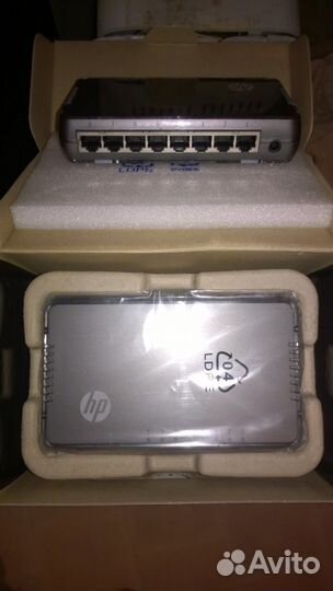 Коммутатор (хаб), (8 портов)