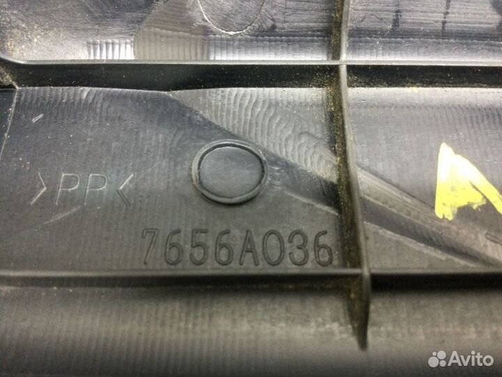 Накладка порога (внутренняя) Mitsubishi Asx 2010