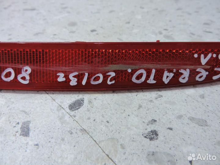 Отражатель в бампер задний левый Kia Cerato YD 201