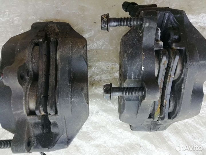 Cуппорта Honda cbr f4 2000