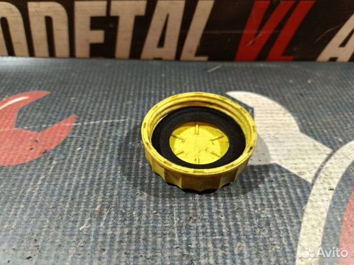 Крышка расширительного бачка Volkswagen Passat