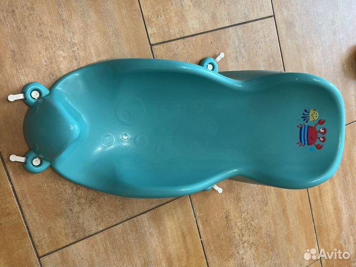 Ванночка для купания с горкой