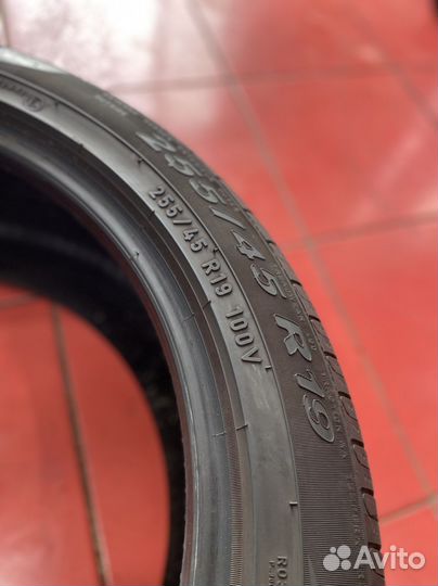 Pirelli Scorpion Verde 255/45 R19