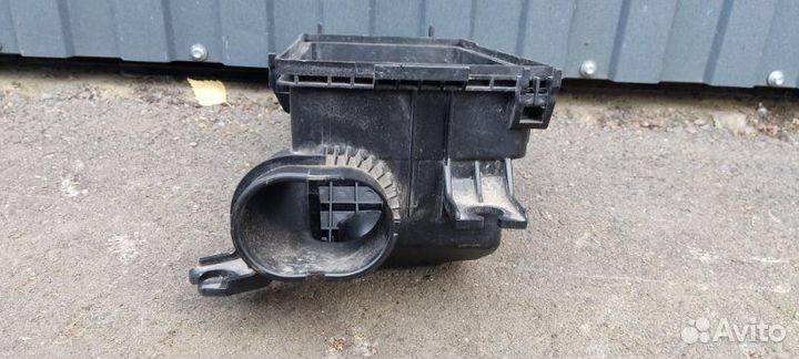 Корпус воздушного фильтра Kia Rio 4 2017