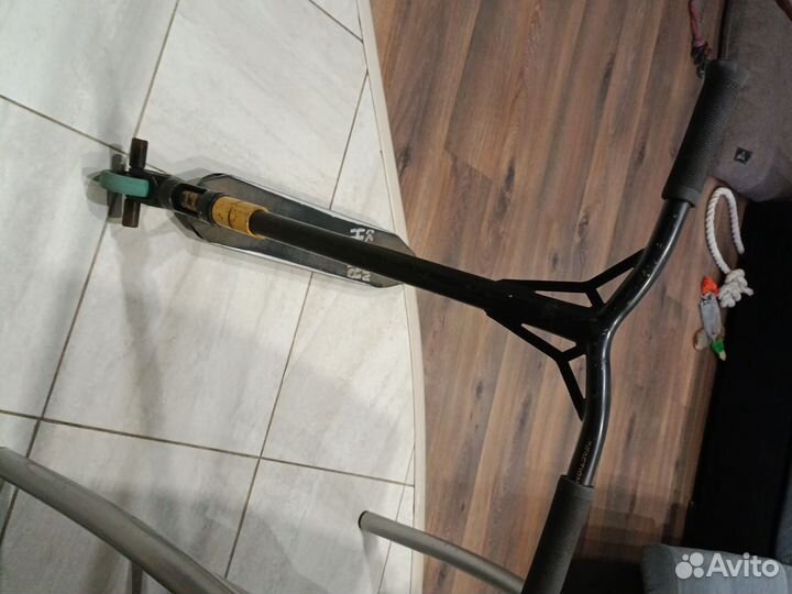 Самокат бу трюковой