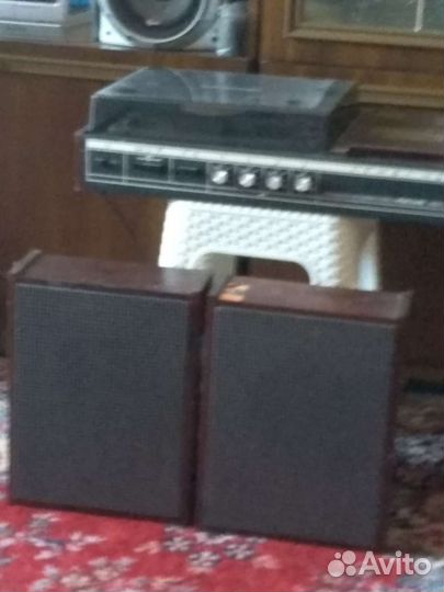 Виниловый проигрыватель