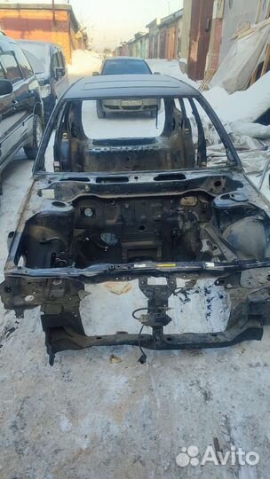 Кузов с документами Nissan avenir