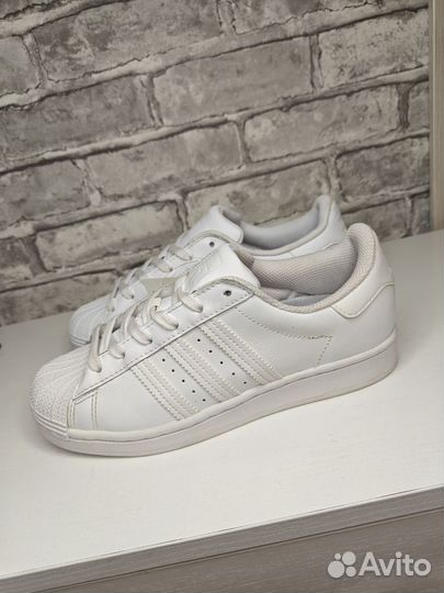 Кроссовки Адидас superstar