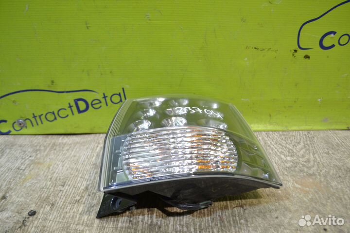 Фонарь правый Митсубиси Аутлендер хл 2006-2012