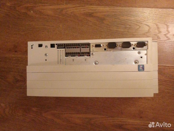 Инвертер Lenze EVS9324