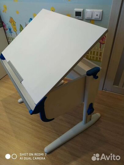 Растущая парта Деми с линейкой