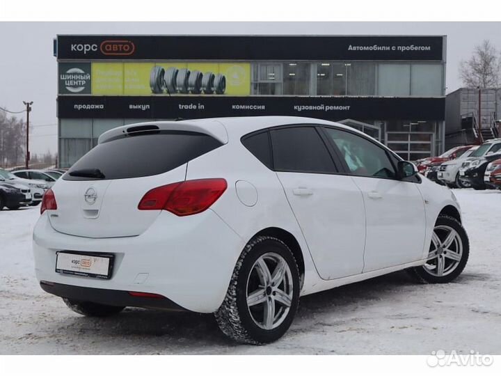 Opel Astra 1.6 МТ, 2011, 190 000 км