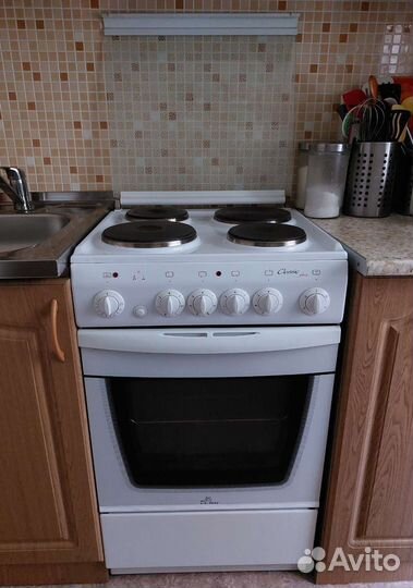 Продам кухню б/у в хорошем состоянии