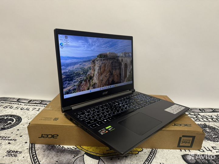 Игровой ноутбук Acer aspire 7