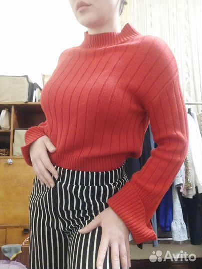 Свитер женский теплый