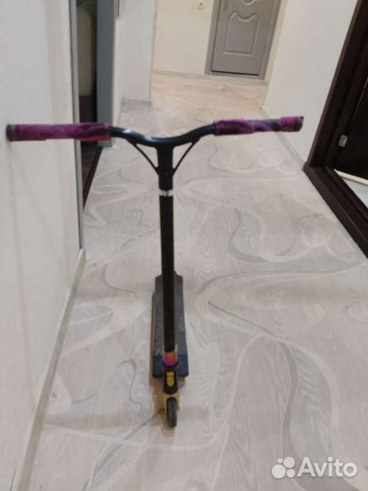 Самокат трюков