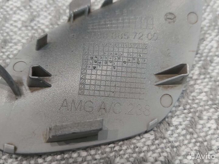 Заглушка буксировочного крюка Мерседес